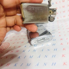 Bật lửa Zippo Mỹ Slim khắc laser LOVE RUSS & CHERI mộc đáy ngược chữ xéo hiếm gặp, sản xuất 1978