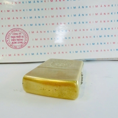 ZIPPO MỸ BRASS KHẮC ĂN MÒN CALAMVS CLADIO FORTIOR- ĐÁY LỒI 1993