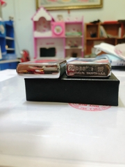 Bật Lửa Zippo La mã mẫu Bạc Xước in sơn hoạ tiết Lá Cờ Mỹ, Vỏ bằng đồng, ruột thép  CÓ TEM ĐỎ
