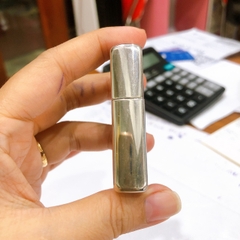 Bật lửa Zippo Mỹ Lacke Bạc khắc ăn mòn 2 mặt GIANTS SPIRIT OF TRADITION, bản giới hạn Limited No. 0740, Hàng chính hãng