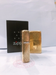 Hộp quẹt, bật lửa Zippo Armor vỏ dầy, khắc chìm chủ đề Zippo Và Ngọn Lửa Nhỏ, Hàng loại 1 vỏ bằng đồng có tem đỏ