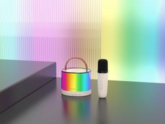 Loa Bluetooth Celebrat SP-18 kèm Micro hát Karaoke gia đình , âm thanh vòm, hàng chính hãng, cho dùng thử 30 ngày