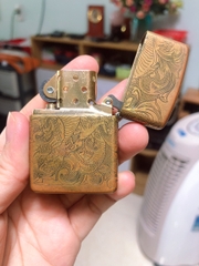 BẬT LỬA ZIPPO MỸ ARMOR KHẮC ĂN MÒN 4 MẶT CHỦ ĐỀ RỒNG
