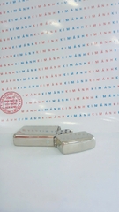 Bật lửa Zippo Slim Mỹ chủ để Trái Tim, hàng chính hãng có giấy Hải quan gửi kèm đơn hàng