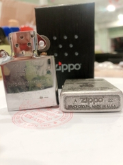 Bật Lửa, hộp quẹt Zippo Chim Đậu Đầu Lâu The Expendables Bạc Gỉa Cổ,  Vỏ đồng có tem đỏ