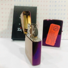 Bật lửa, hộp quẹt ZIPPO màu Tím mộc đáy La Mã loại trơn bóng, Kim Ánh nhập hàng cao cấp vỏ bằng đồng có dán tem đỏ