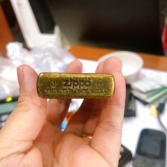 Bật lửa Zippo Mỹ Antique Brass mã 201FB Màu Vàng Giả Cổ, Hàng chính hãng