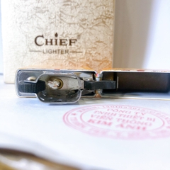 Bật lửa, hộp quẹt Chief đồng nguyên chất chủ đề Cô Gái Môi Đỏ, hàng loại 1 cao cấp vỏ bằng đồng