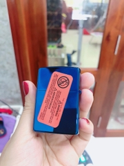 BẬT LỬA, HỘP QUẸT ZIPPO MÀU XANH SAPHIRE LOẠI TRƠN BÓNG, Vỏ bằng đồng ruột thép không gỉ có tem đỏ