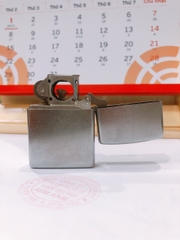 Bật lửa, hộp quẹt Zippo Mỹ TTẨU street chrome  THIS MICHT, Hàng chính hãng nhập Mỹ