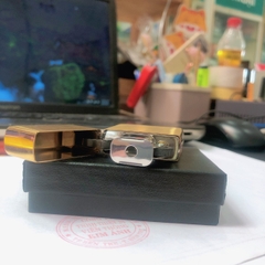 Bật lửa Zippo Mỹ TTẨU Brass xước ngang, sản xuất 2022, Hàng chính hãng nhập Mỹ