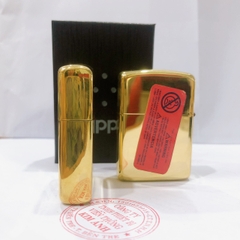 Hộp quẹt, bật lửa Zippo Armor vỏ dầy khắc chìm Zippo ngang, cẩn xà cừ 4 sọc chéo, hàng loại 1 vỏ bằng đồng có tem đỏ