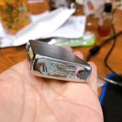 Bật lửa Zippo Mỹ Chrome xước ngang, mộc đáy ngược, chữ xéo, sản xuất 1985, Hàng chính hãng