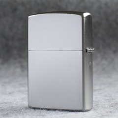 Bật lửa, hộp quẹt Zippo Mỹ Satin Chrome (mã 250) vân nhám chống trầy , hàng chính hãng  có giấy Hải Quan kèm đơn hàng