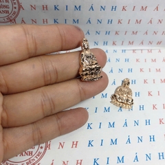 Eblem dán trang trí Zippo chủ đề Phật Quan Âm chất liệu Bạc mạ Chrome màu vàng bóng, chuẩn zin hãng sản xuất