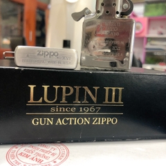 Bật lửa Zippo Mỹ Lunpin III, lacke bạc, khắc ăn mòn full nắp Mercedes Benz bản giới hạn, kèm phụ kiện, Hàng chính hãng
