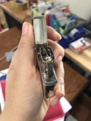 ZIPPO MỸ LACKE BẠC KHẮC ĂN MÒN ĐỔ SƠN ZIPPO ĐẸP-XVI LA MÃ