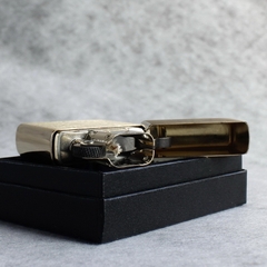 Bật lửa Zippo Mỹ Brushed brass, Cam kết hàng chính hãng có giấy Hải quan gửi kèm đơn hàng