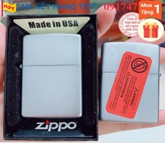 Bật Lửa Zippo Màu Trắng Bạc Nhám Satin, Vỏ bằng đồng có tem đỏ