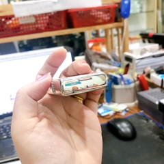 Bật lửa Zippo Mỹ Lacke bạc, Khắc ăn mòn Chủ đề WINSTON, Hàng chính hãng