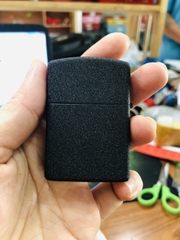 BẬT LỬA ZIPPO TÌNH HUYNH ĐỆ MÀU ĐEN BỤI, CÓ TEM ĐỎ