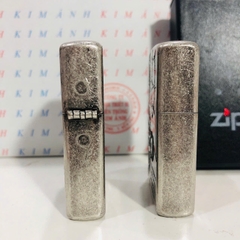Bật lửa, hộp quẹt ZIPPO chủ đề Tề Thiên giả cổ, Kim Ánh nhập hàng cao cấp vỏ bằng đồng có dán tem đỏ
