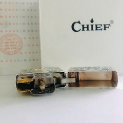 Bật Lửa CHIEF Chủ Đề Lục Bình Phúc Lộc Mã CF2008 - Vỏ Đồng Nguyên Khối Càng Dùng Càng Bóng