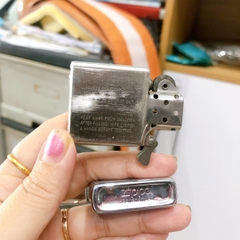 Bật lửa Zippo Mỹ xưa Brush Chrome xước ngang, Khắc ăn mòn đổ sơn chủ, sản xuất 1981, Hàng chính hãng