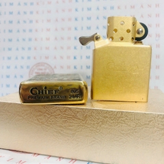 Hộp quẹt, bật lửa CHIEF chính hãng, khắc laser 5 măt chủ đề Hoa Marlboro, vỏ bằng đồng bền bỉ sáng bóng theo thời gian