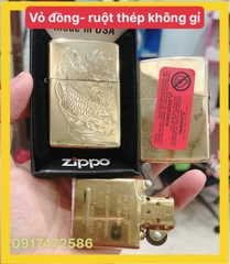 BẬT LỬA ZIPPO KHẮC CHÌM HÌNH CÁ CHÉP HOÁ RỒNG, VỎ ĐỒNG RUỘT THÉP CÓ TEM ĐỎ