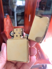BẬT LỬA ZIPPO ARMOR VỎ DẦY KHẮC CHÌM MẮT RỒNG - RUỘT VÀNG