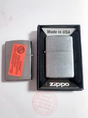 Bật lửa Zippo Bạc loại Xước ngang, vỏ đồng có tem đỏ