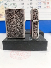 Bật lửa Zippo Amorr vỏ dầy mẫu Tỳ Hưu ( Kỳ Lân)  Bạc Giả Cổ, Khắc Chìm 5 Mặt, Vỏ đồng có Tem đỏ