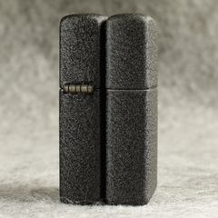 Quẹt Zippo MỸ Black Crackle mã 236 khắc ăn mòn đổ sơn chủ đề Cây Phú Quý , Hàng chính hãng