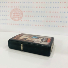 Hộp quẹt Zippo Brass MỸ chủ đề GGB-tem, hàng chính hãng có giấy nhập khẩu gửi kèm theo đơn hàng