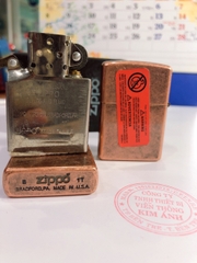 Bật Lửa Zippo Màu Đỏ Copper Loại Giả Cổ Có tem đỏ