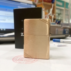 Bật lửa Zippo Mỹ Vintage Brushed Brass - đầu bằng đít bằng, Eblem Đầu Bò Solid Brass đồng nguyên chất, Hàng chính hãng