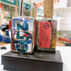 Hộp quẹt, bật lửa Zippo Armor vỏ dầy khắc ăn mòn khảm xà cừ chữ ZIP, Vỏ bằng đồng có tem đỏ