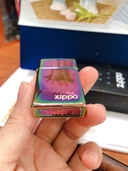 Bật lửa Zippo Mỹ Slim high polish chrome mã 20493ZL Màu Tím Titan, Mộc ngược, Hàng chính hãng