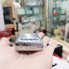 Bật lửa Zippo Mỹ chrome xước, mộc ngược, Khắc ăn mòn ZIPPO WINDPOOF LIGHTERS, sản xuất 1995, Hàng chính hãng
