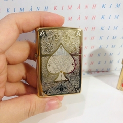Hộp quẹt, bật lửa ZIPPO chủ bài Át Bích màu vàng, Kim Ánh nhập hàng cao cấp vỏ bằng đồng có dán tem đỏ