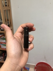 La Mã - Bật Lửa Zippo Màu Đen Tuyền Loại Trơn Bóng, Vỏ bằng đồng ruột thép không gỉ-Mộc La Mã, Có tem đỏ