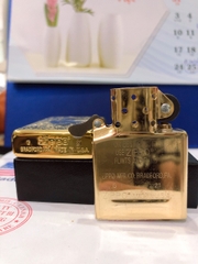 Bật lửa Zippo Mỹ  Brushed Brass Khắc ăn mòn chủ đề Sư Tử Mắt Hoa, mã 204B, Hàng chính hãng