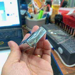 Bật lửa Zippo MỸ high polish chrome khắc ăn mòn đổ sơn Ford TRUCKS, mộc đáy ngược sản xuất 1996, Hàng chính hãng