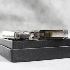 Bật lửa Zippo Slim Mỹ chủ đề Hoa văn Ý Chrom 6010, hàng chính hãng có giấy nhập khẩu gửi kèm theo đơn hàng
