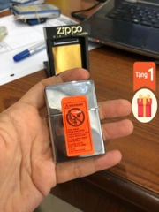 BẬT LỬA ZIPPO MỸ CHROME BÓNG KHẮC ĂN MÒN ĐỔ SƠN WINDY GRIL - BIỂU TƯỢNG CÔ GÁI HUYỀN THOẠI 1999