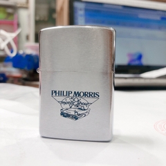 Bật lửa Zippo Mỹ Chrome xước ngang, Khắc ăn mòn đổ sơn Philip Morris, sản xuất 1988, Hàng chính hãng