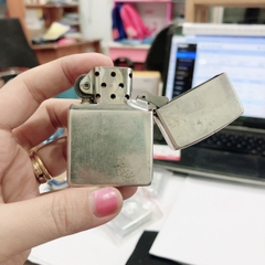 Bật lửa Zippo Mỹ Lacke Bạc, Khắc ăn mòn Full nắp bản giới hạn chủ đề ZIPPO AMERICAN CLASSIC SINCE 1932, Hàng chính hãng
