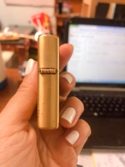 Bật Lửa Zippo Khắc Chìm Con Ngựa Mã Đáo Thành Công Màu Vàng Ruột Vàng
