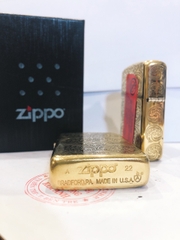 Bật lửa, hộp quẹt Zippo Armor vỏ dầy, khắc ăn mòn mẫu Hoa May Mắn, Hàng loại 1 vỏ bằng đồng có tem đỏ